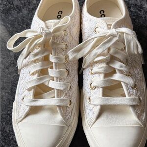 CONVERSE Women's Cream Lace Low-Top Sneakers
